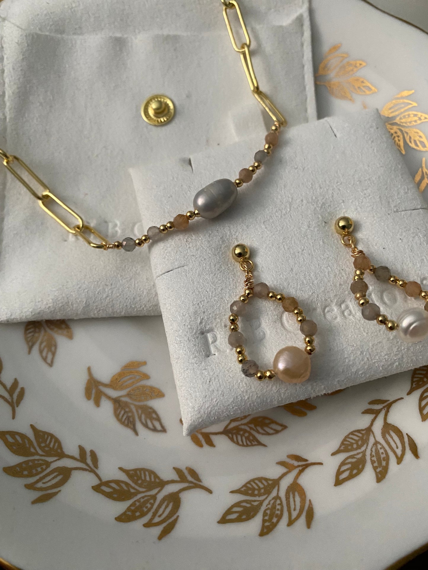 Freshwater pearl earrings