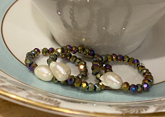 Aurora Pearl Rings